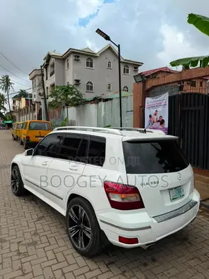 Mercedes-Benz GLK-Class 2011 White