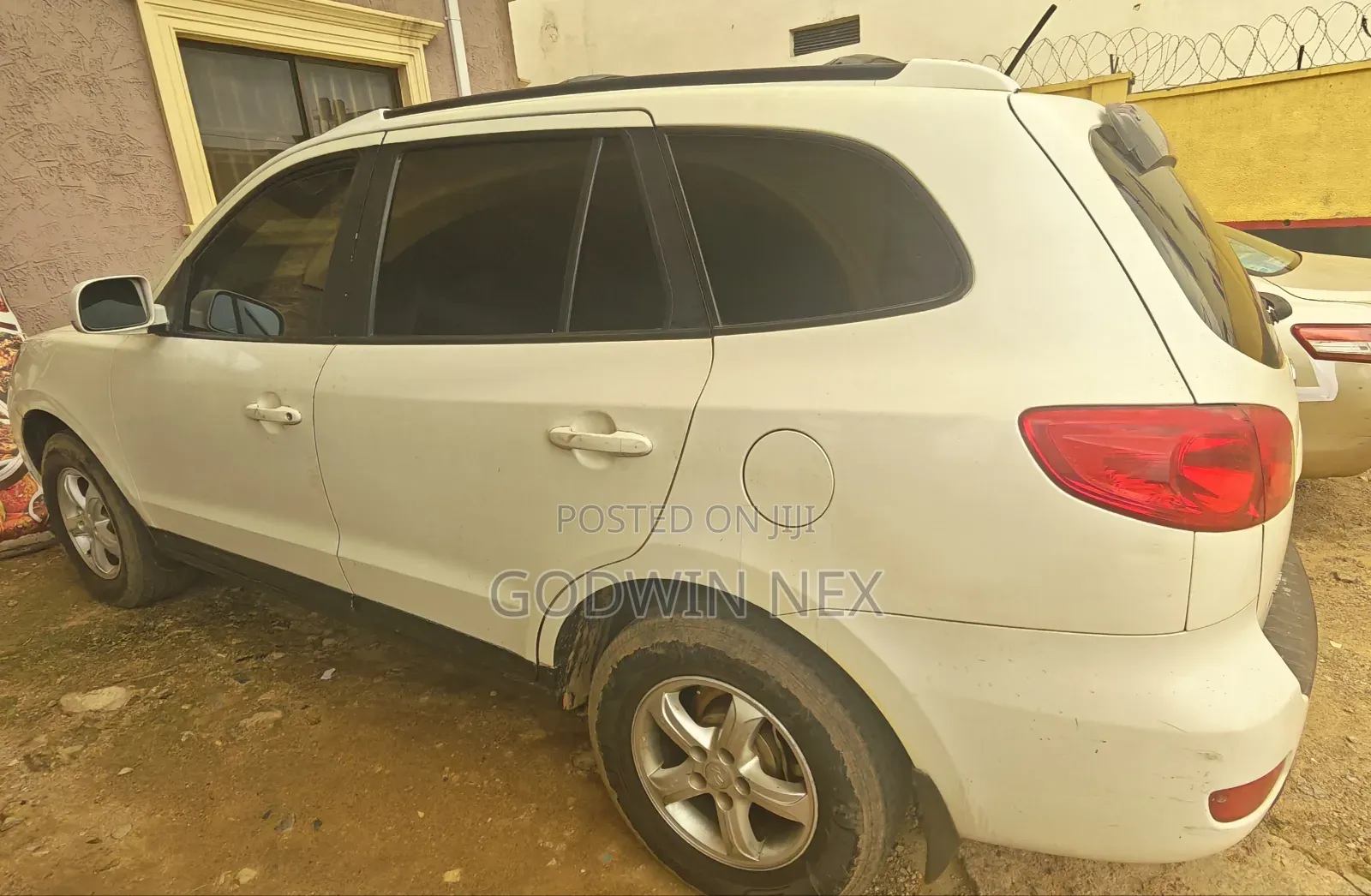 Hyundai Santa Fe 2.7 V6 2009 White