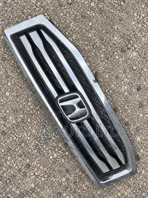 Honda Crosstour 2010–2012 Front Grille