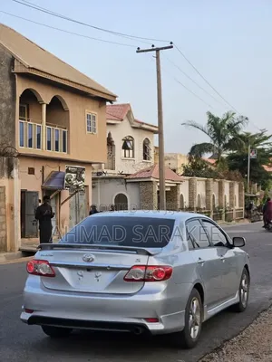 Toyota Corolla 2012 Silver