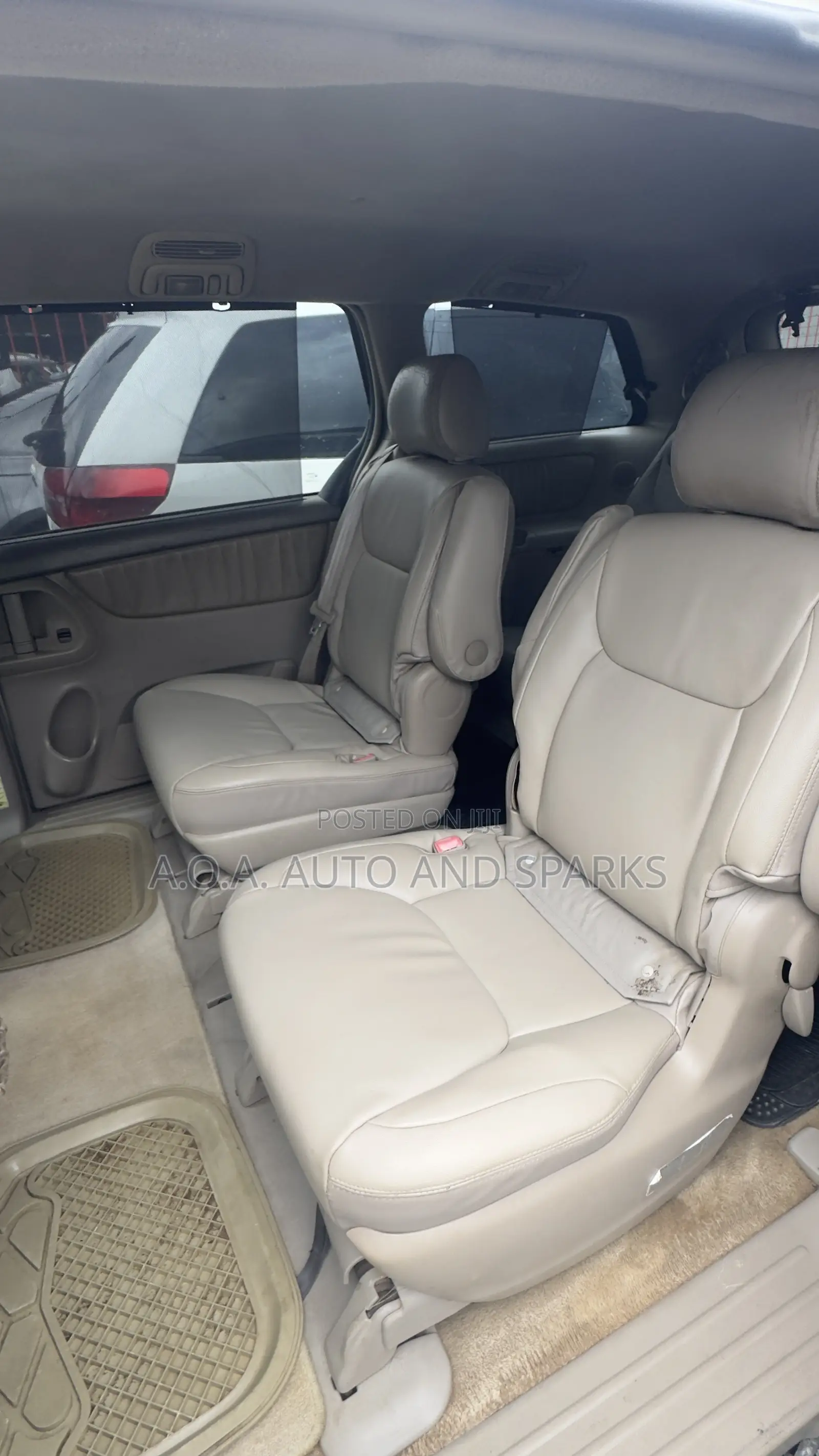 Toyota Sienna 2007 Gold
