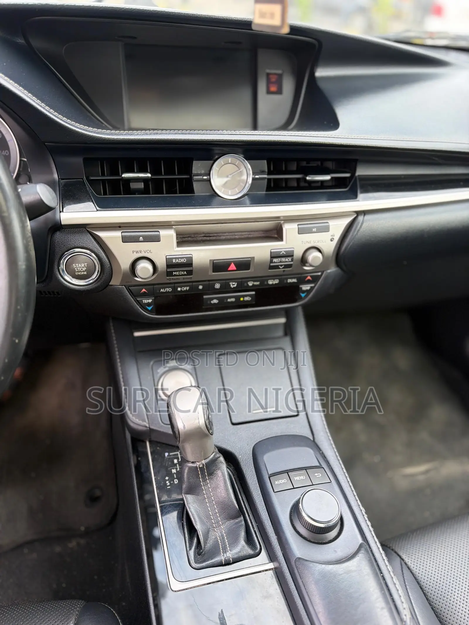Lexus ES 2016 Black