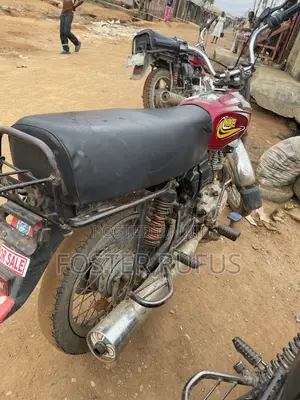 Bajaj Boxer 2022 Red