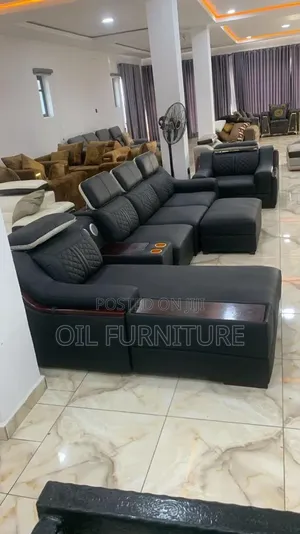 ​Executive Leather Sectional L-Shape Sofa With Built-in Console