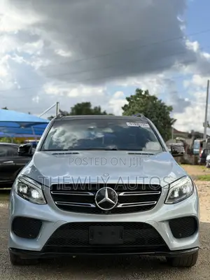 Mercedes-Benz GLE-Class GLE 400 4MATIC 2017 Blue
