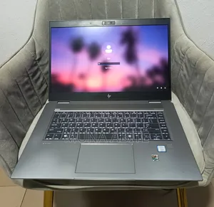 Laptop HP ZBook Studio G5 32GB Intel Xeon SSD 512GB