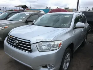 Toyota Highlander 2010 Silver