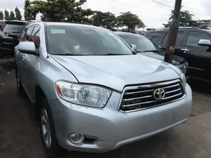 Toyota Highlander 2010 Silver