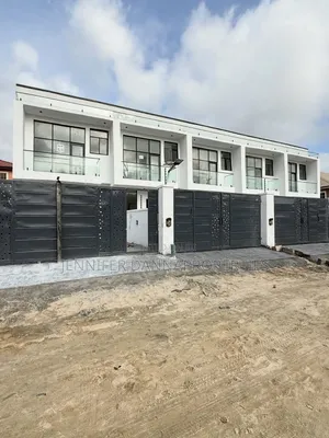 3bdrm Duplex in Sangotedo for sale