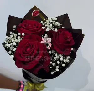Bouquet of Rich Red Roses