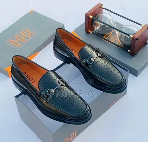 Gcci Leather Shoes