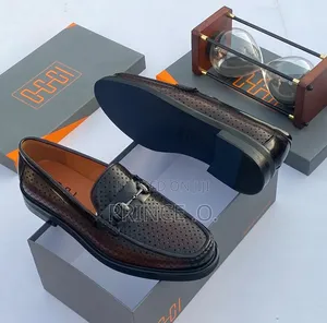 Gcci Leather Shoes