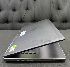 Laptop Dell Precision 7710 16GB Intel Core i7 HDD+SSD 256GB