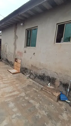 1bdrm Room & Parlour in Ayobo for rent