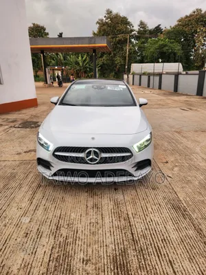 Mercedes-Benz 220 2020 White
