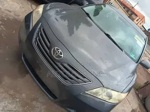 Toyota Camry 2.4 XLE 2008 Gray