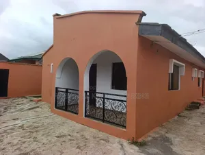 2bdrm Bungalow in Harmony Estate, Eleyele for rent