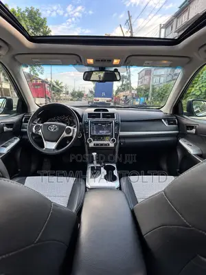 Toyota Camry SE 4dr Sedan (2.5L 4cyl 6A) 2014 Black