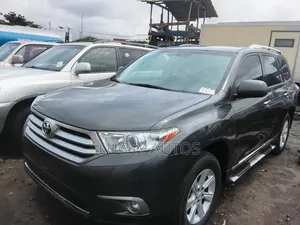 Toyota Highlander 2013 Gray