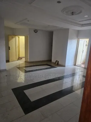 3bdrm Block of Flats in Wuse 2 for rent