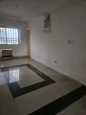 3bdrm Block of Flats in Wuse 2 for rent
