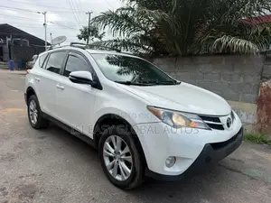 Toyota RAV4 2014 White