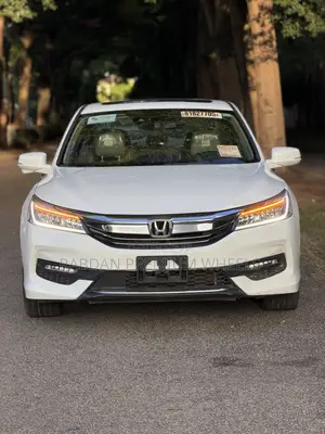 Honda Accord EX-L V-6 4dr Sedan FWD (3.5L 6cyl 6A) 2016 White