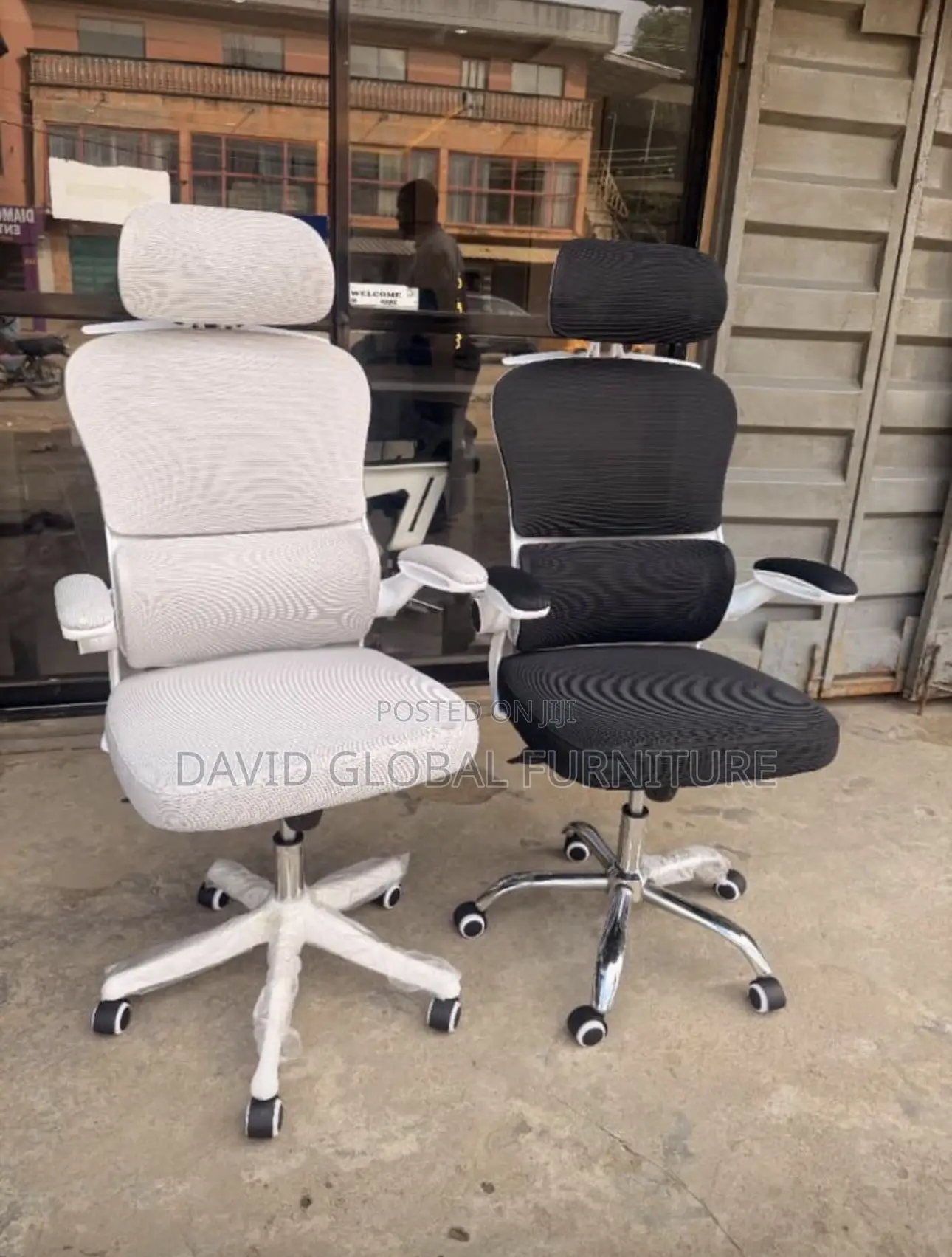 Contemporary Ergonomic Office Chair