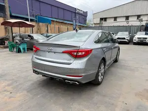 Hyundai Sonata Limited 2.0T 4dr Sedan (2.0L 4cyl Turbo 6A) 2015 Silver