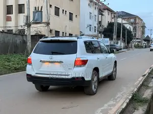 Toyota Highlander 2012 White