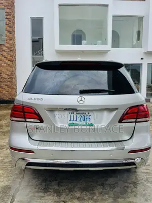 Mercedes-Benz M Class ML350 4MATIC 4dr SUV AWD (3.5L 6cyl 7A) 2014