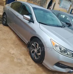 Honda Accord LX 4dr Sedan FWD (2.4L 4cyl 2A) 2016 Silver