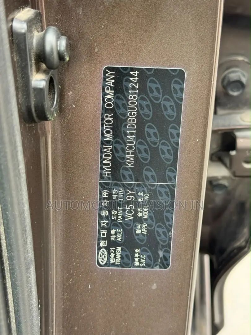 Hyundai Accent 2016 Brown