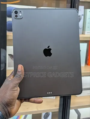 Apple iPad Pro 13 (2025) 512 GB Gray