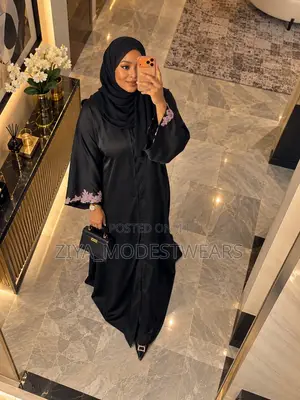 Luxury Black Abaya