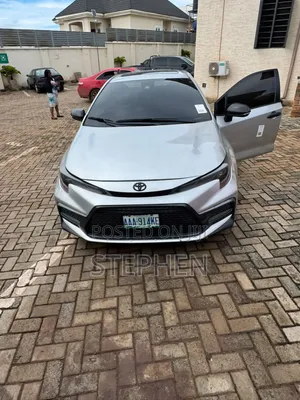 Toyota Corolla 2023 Silver