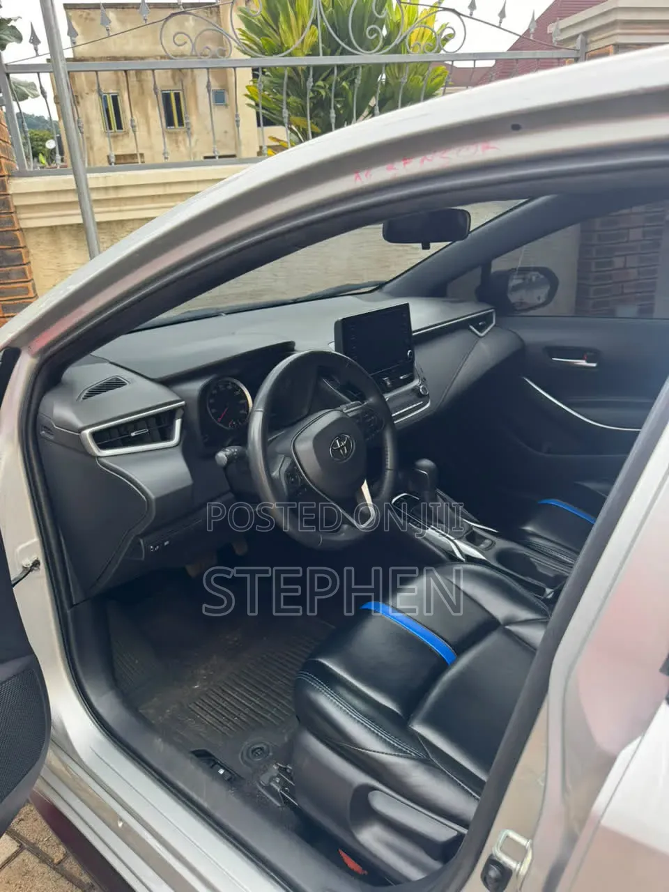 Toyota Corolla 2023 Silver