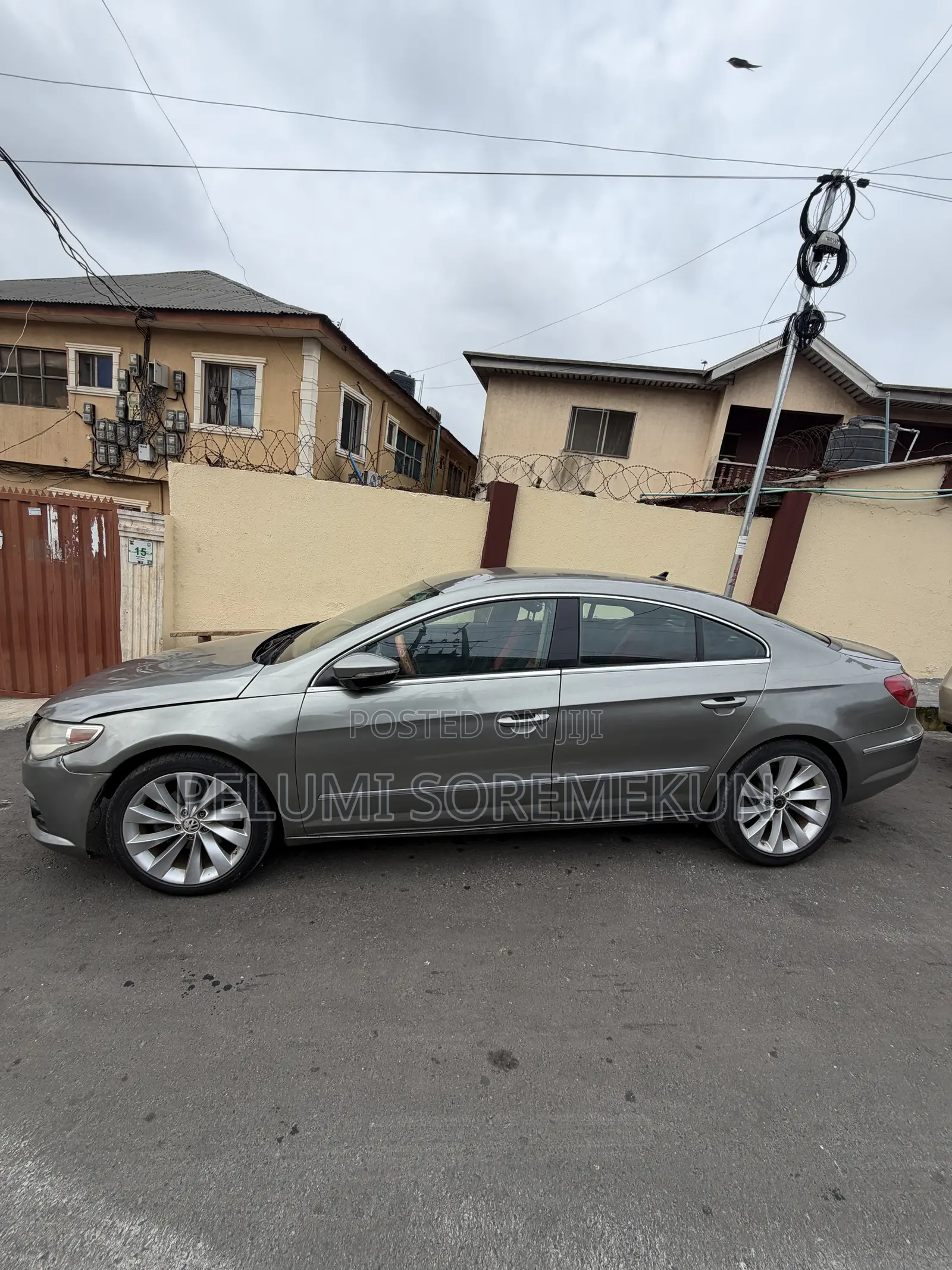 Volkswagen Passat 2010 Gray