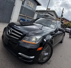 Mercedes-Benz C350 2013 Black
