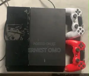 Sony Play Station 4