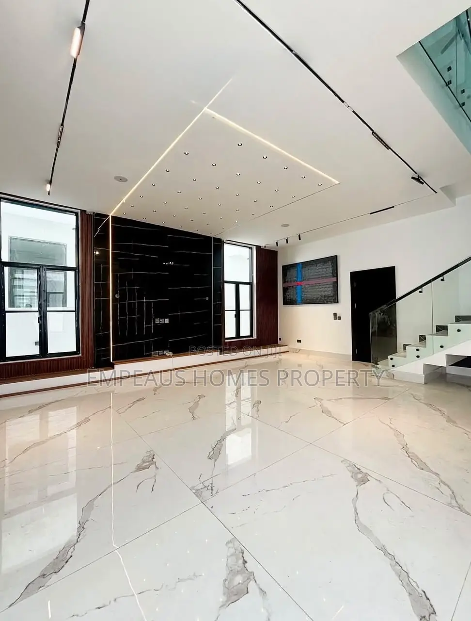 5 Bedroom Fully Detached Duplexe