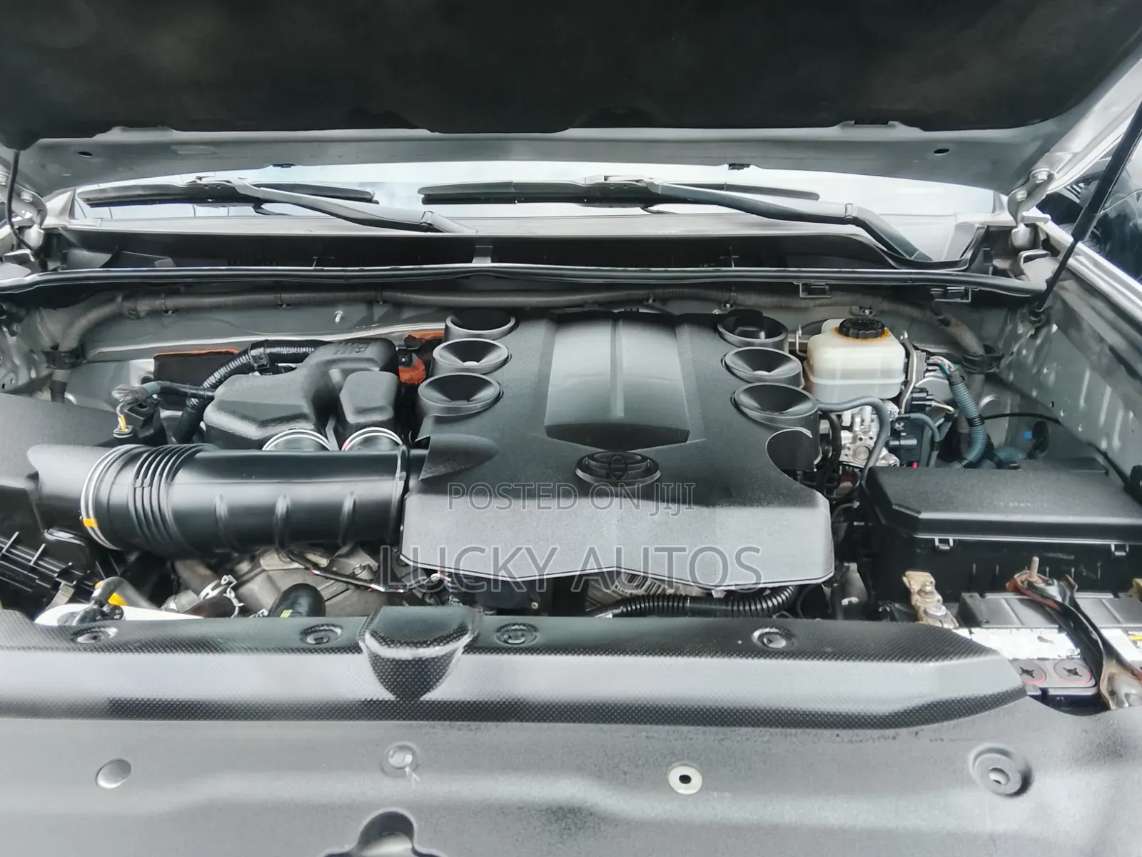 Toyota 4-Runner 2015 Silver