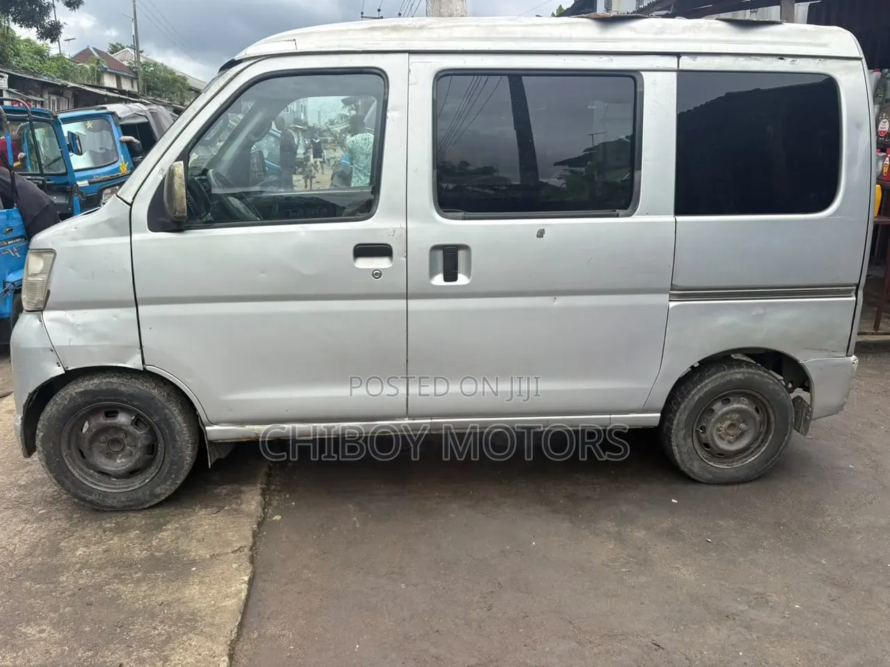Daihatsu Hijet 2012 Silver