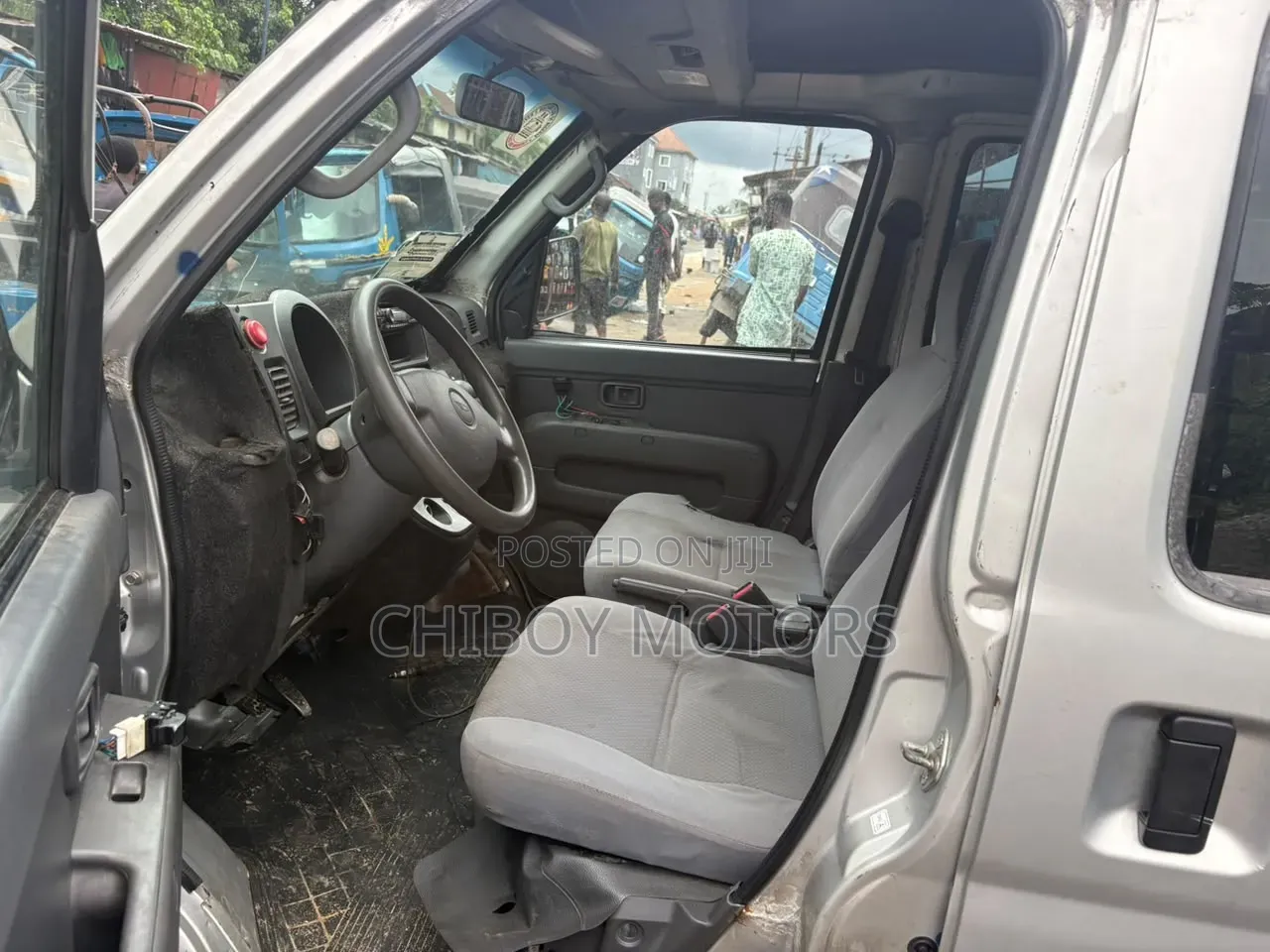 Daihatsu Hijet 2012 Silver