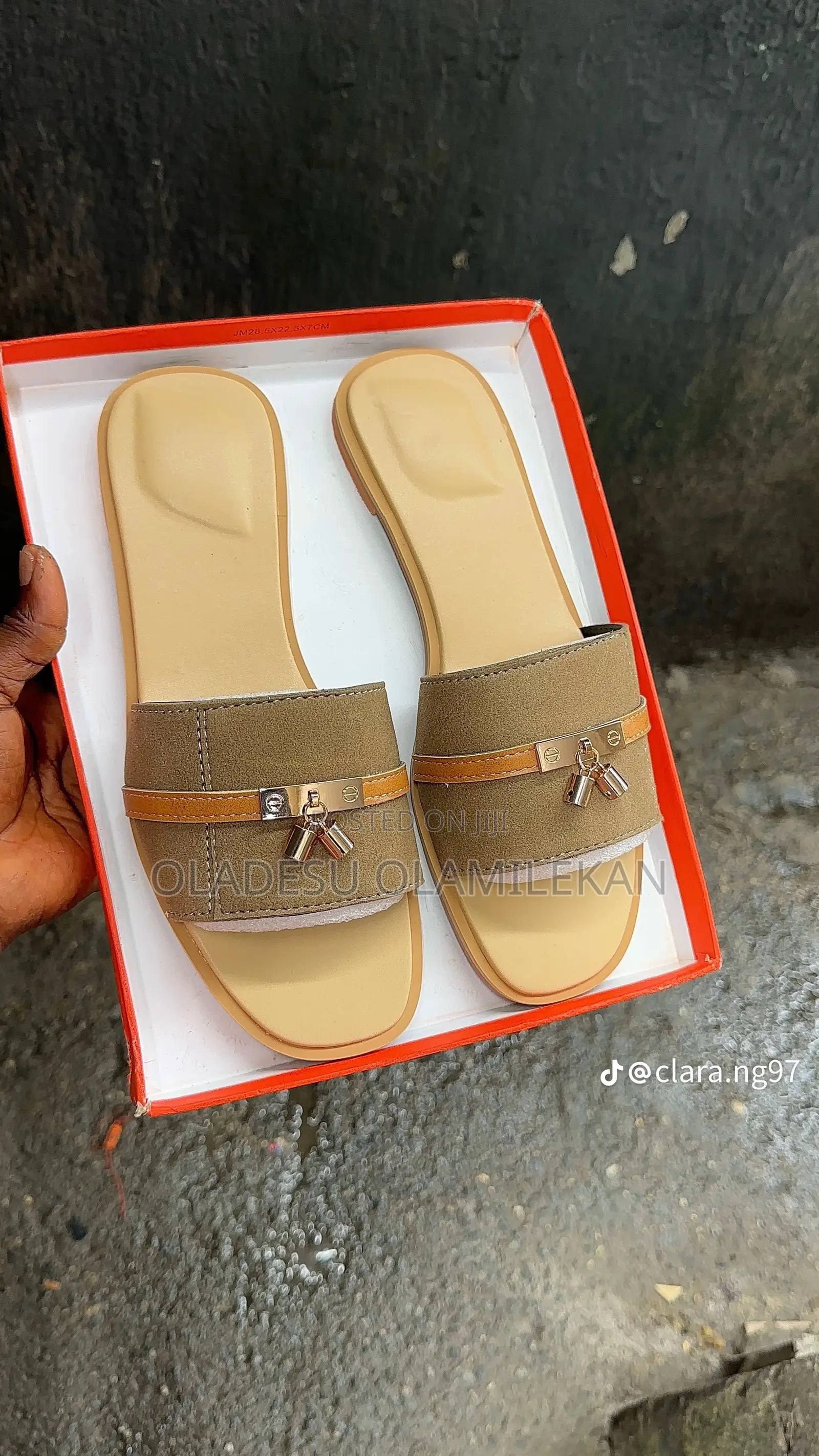 Female Slippers