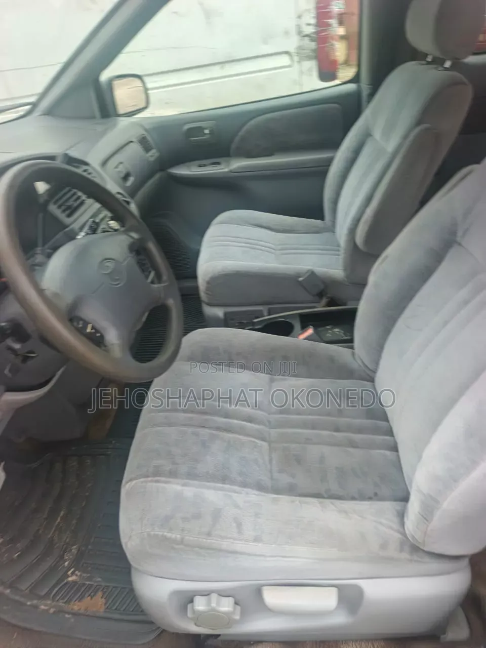 Toyota Sienna LE 2002 Blue