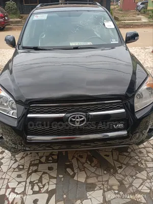 Toyota RAV4 2010 Black