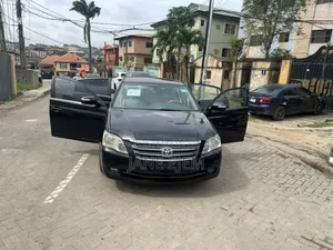Toyota Avalon 2010 Black