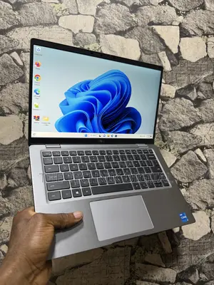 Laptop Dell Latitude 7420 16GB Intel Core i5 SSD 256GB