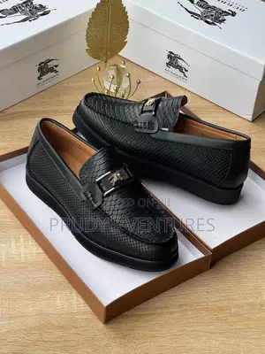 Burberry Men’s Original Leather Shoe
